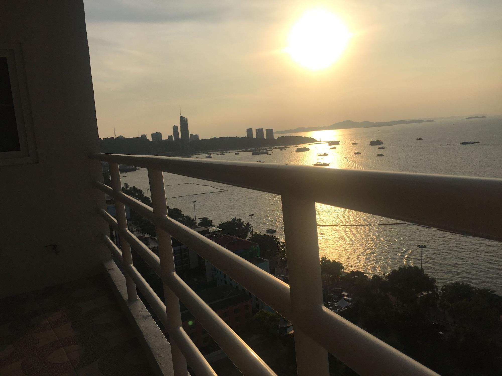 View Talay 6 Condominium By Honey Pattaya Luaran gambar