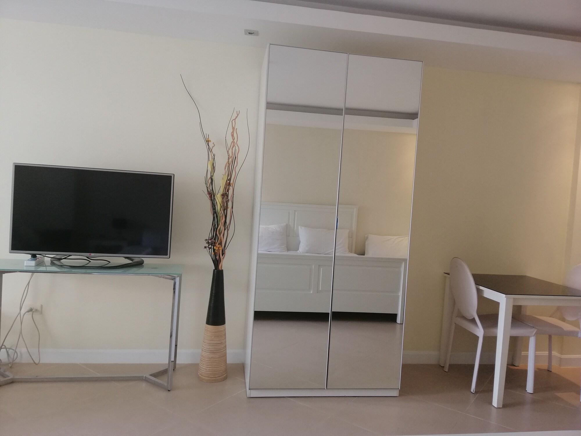 View Talay 6 Condominium By Honey Pattaya Luaran gambar