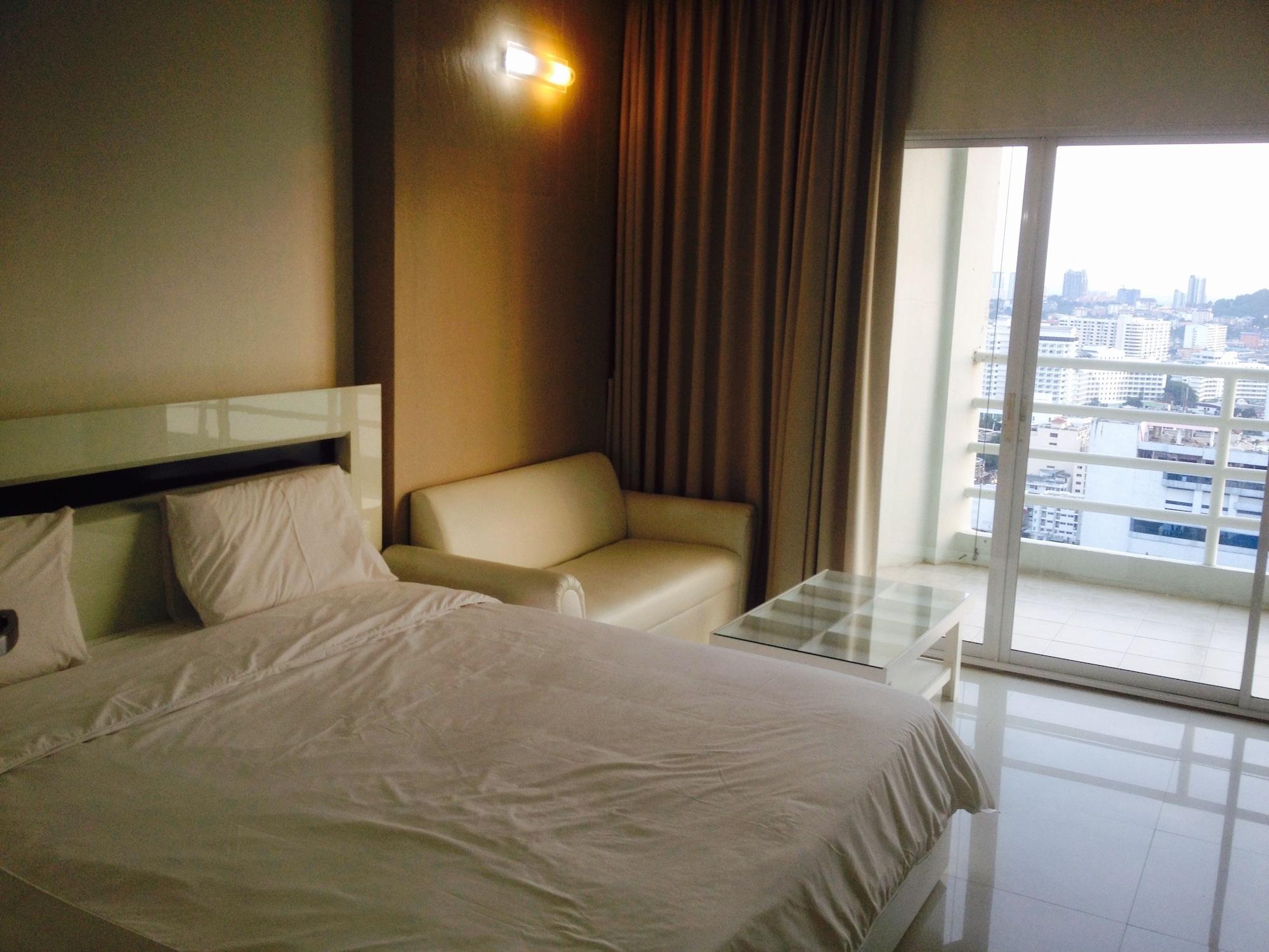 View Talay 6 Condominium By Honey Pattaya Luaran gambar